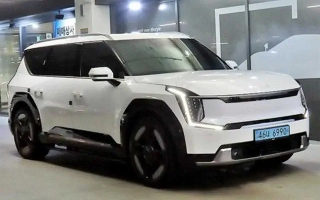 EV9 중고차 EV9 롱레인지 4WD 매물 사진 4 - 2023/12 46,165km