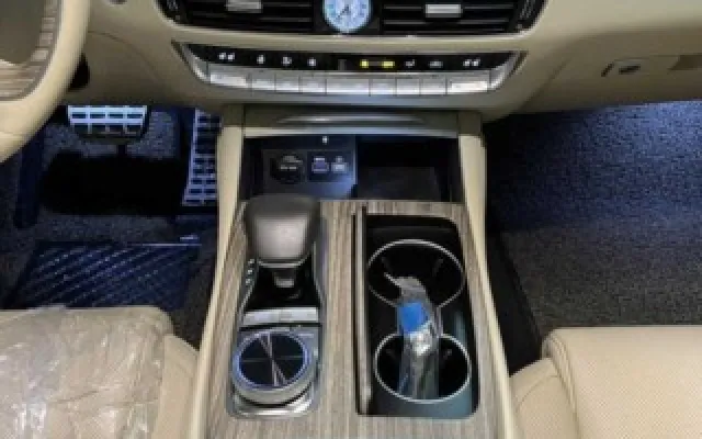 EV9 중고차 더 뉴 K9 2세대 3.8 GDI AWD 매물 사진 18 - 2024/07 61,478km